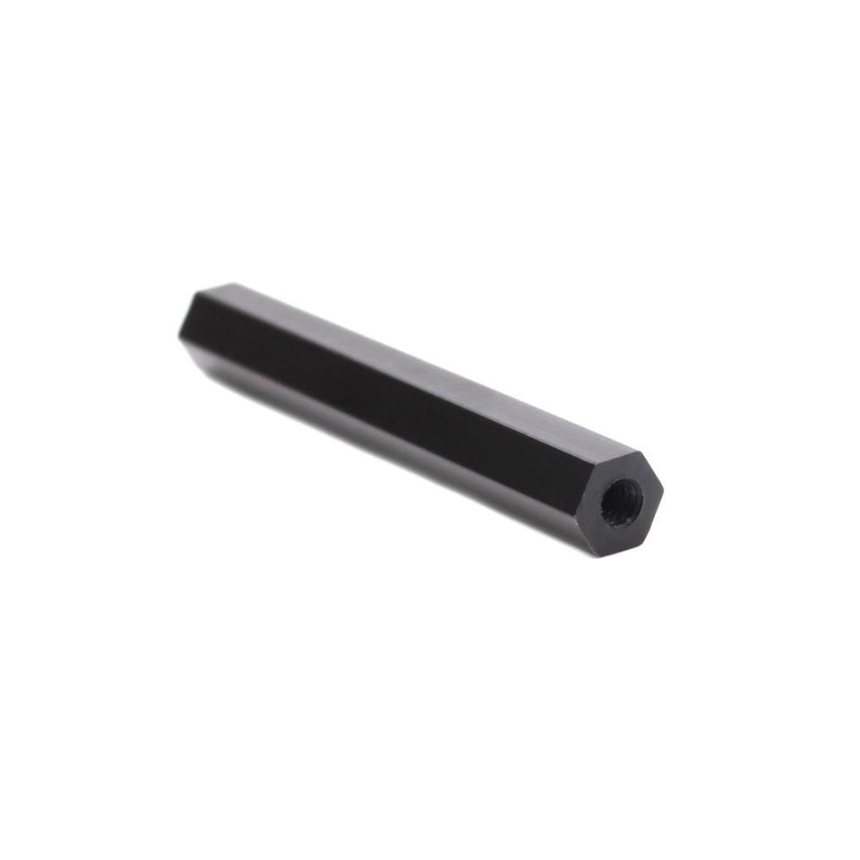 Entretoise filetée M3 de 30 mm — lot de 4